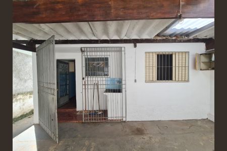Casa à venda com 142m², 3 quartos e 2 vagas Casa à venda com 142m², 3 quartos e 2 vagasÁrea de Serviço