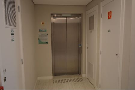 Apartamento à venda com 79m², 3 quartos e 1 vagaElevador
