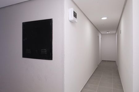Apartamento para alugar com 35m², 2 quartos e sem vagaÁrea comum - Saguão do prédio