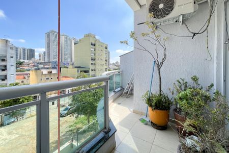 Casa à venda com 296m², 3 quartos e 4 vagas Casa à venda com 296m², 3 quartos e 4 vagasSacada - Quartos