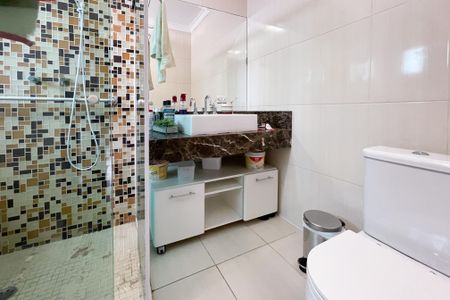 Casa à venda com 296m², 3 quartos e 4 vagas Casa à venda com 296m², 3 quartos e 4 vagasBanheiro - Suíte 1