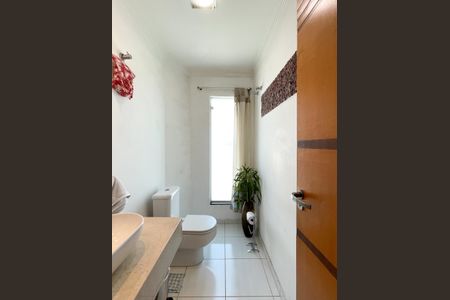 Casa à venda com 296m², 3 quartos e 4 vagas Casa à venda com 296m², 3 quartos e 4 vagasLavabo