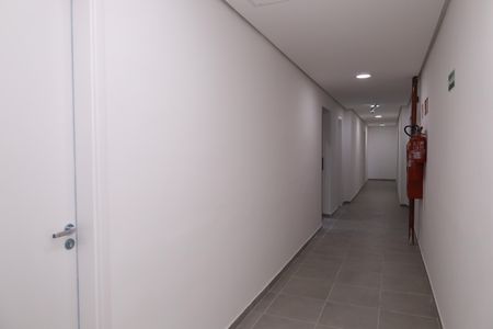 Apartamento à venda com 35m², 2 quartos e sem vagaÁrea comum - Saguão do andar