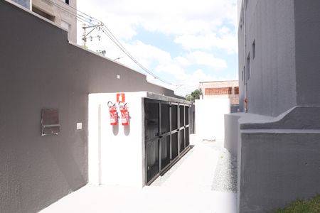 Apartamento para alugar com 35m², 2 quartos e sem vagaÁrea comum - Área Externa