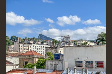 Apartamento à venda com 35m², 1 quarto e sem vaga Apartamento à venda com 35m², 1 quarto e sem vagaVaranda - Sala