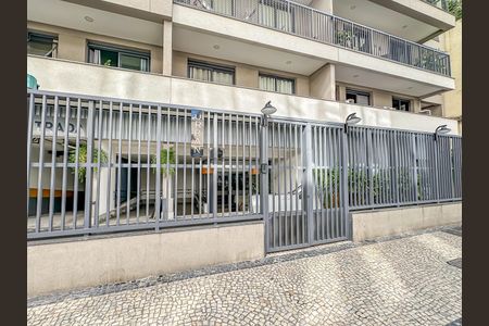 Apartamento à venda com 35m², 1 quarto e sem vaga Apartamento à venda com 35m², 1 quarto e sem vagaFachada