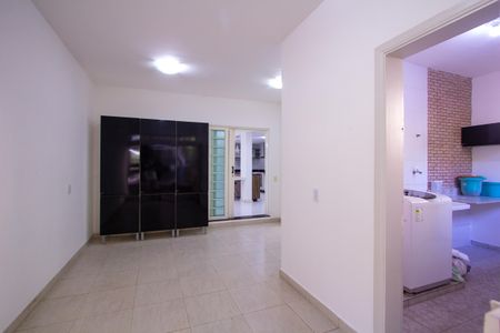 Casa de condomínio para alugar com 600m², 5 quartos e 3 vagas Casa de condomínio para alugar com 600m², 5 quartos e 3 vagasÁrea de Serviço