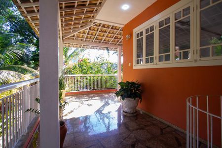 Casa de condomínio para alugar com 600m², 5 quartos e 3 vagas Casa de condomínio para alugar com 600m², 5 quartos e 3 vagasQuintal