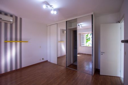 Casa de condomínio para alugar com 600m², 5 quartos e 3 vagas Casa de condomínio para alugar com 600m², 5 quartos e 3 vagasSuíte 2