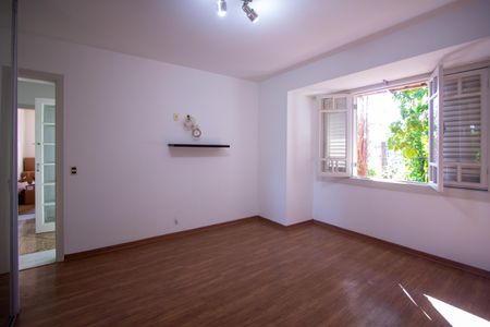 Casa de condomínio para alugar com 600m², 5 quartos e 3 vagas Casa de condomínio para alugar com 600m², 5 quartos e 3 vagasSuíte 2