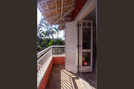 Casa de condomínio para alugar com 600m², 5 quartos e 3 vagas Casa de condomínio para alugar com 600m², 5 quartos e 3 vagasVaranda do Quarto 1