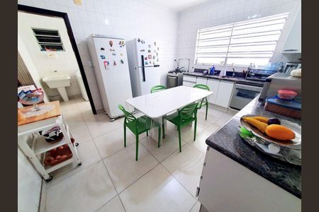 Casa à venda com 134m², 3 quartos e 2 vagas Casa à venda com 134m², 3 quartos e 2 vagasFoto 06