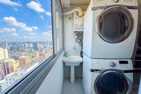 Apartamento à venda com 118m², 1 quarto e 2 vagas Apartamento à venda com 118m², 1 quarto e 2 vagasÁrea de Serviço