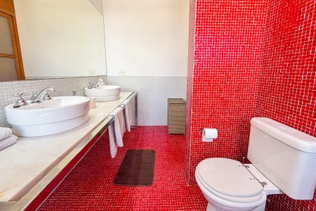 Apartamento à venda com 118m², 1 quarto e 2 vagas Apartamento à venda com 118m², 1 quarto e 2 vagasBanheiro da Suíte