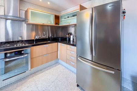 Apartamento à venda com 118m², 1 quarto e 2 vagas Apartamento à venda com 118m², 1 quarto e 2 vagasCozinha