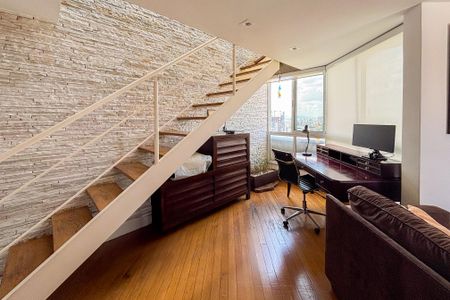 Apartamento à venda com 118m², 1 quarto e 2 vagas Apartamento à venda com 118m², 1 quarto e 2 vagasEscritório