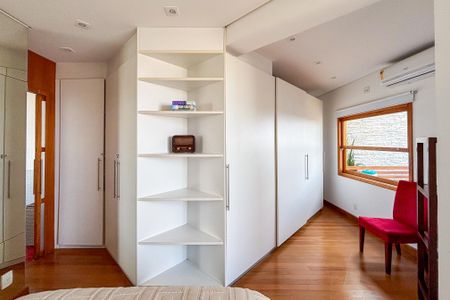 Apartamento à venda com 118m², 1 quarto e 2 vagas Apartamento à venda com 118m², 1 quarto e 2 vagasCloset Suíte