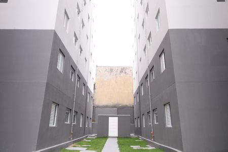 Apartamento à venda com 35m², 2 quartos e sem vagaÁrea comum