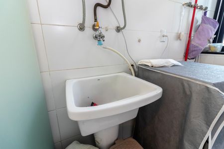 Apartamento para alugar com 57m², 2 quartos e 1 vaga Apartamento para alugar com 57m², 2 quartos e 1 vagaÁrea de Serviço