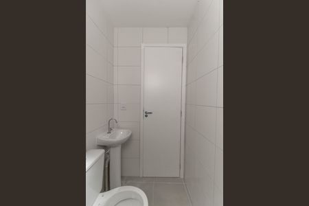 Apartamento à venda com 35m², 2 quartos e sem vaga Apartamento à venda com 35m², 2 quartos e sem vagaBanheiro