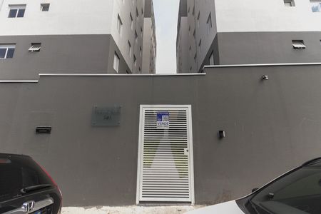 Apartamento à venda com 35m², 2 quartos e sem vaga Apartamento à venda com 35m², 2 quartos e sem vagaFachada / Placa