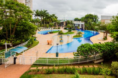 Apartamento à venda com 134m², 3 quartos e 2 vagas Apartamento à venda com 134m², 3 quartos e 2 vagasÁrea comum - Piscina