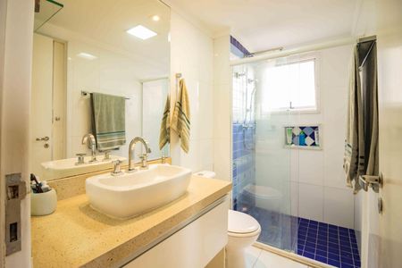 Apartamento à venda com 134m², 3 quartos e 2 vagas Apartamento à venda com 134m², 3 quartos e 2 vagasQuarto 1 Suite