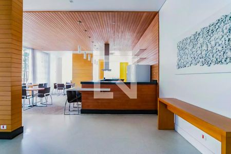 Apartamento à venda com 134m², 3 quartos e 2 vagas Apartamento à venda com 134m², 3 quartos e 2 vagasÁrea comum - Salão de festas