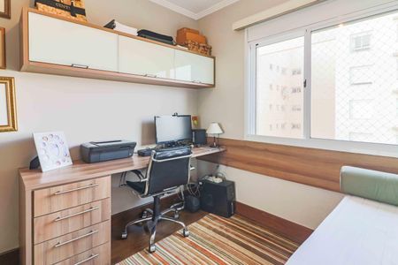 Apartamento à venda com 134m², 3 quartos e 2 vagas Apartamento à venda com 134m², 3 quartos e 2 vagasQuarto 2