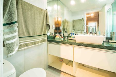 Apartamento à venda com 134m², 3 quartos e 2 vagas Apartamento à venda com 134m², 3 quartos e 2 vagasQuarto 3 Suite 2