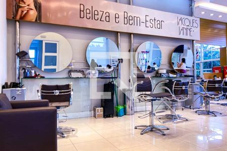 Apartamento à venda com 134m², 3 quartos e 2 vagas Apartamento à venda com 134m², 3 quartos e 2 vagasEspaço Mulher