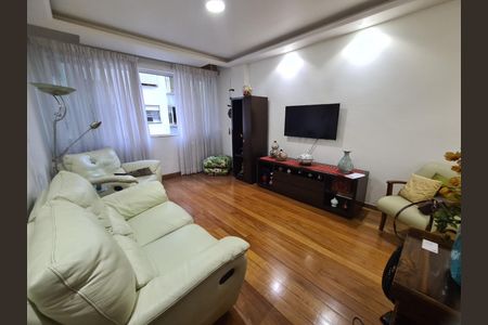 Apartamento à venda com 126m², 3 quartos e 1 vaga
