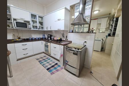 Apartamento à venda com 126m², 3 quartos e 1 vaga