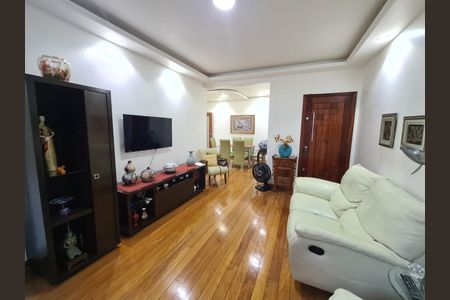 Apartamento à venda com 126m², 3 quartos e 1 vaga