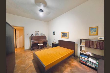 Apartamento à venda com 240m², 3 quartos e sem vaga