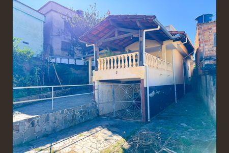 Casa à venda com 138m², 3 quartos e 1 vaga Casa à venda com 138m², 3 quartos e 1 vagaÁrea Externa