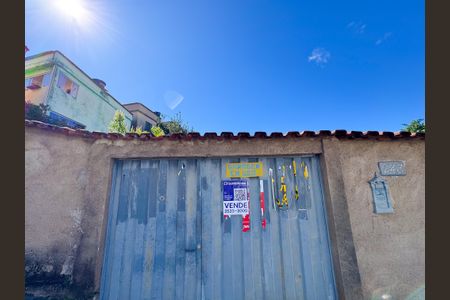 Casa à venda com 138m², 3 quartos e 1 vaga Casa à venda com 138m², 3 quartos e 1 vagaPlaca