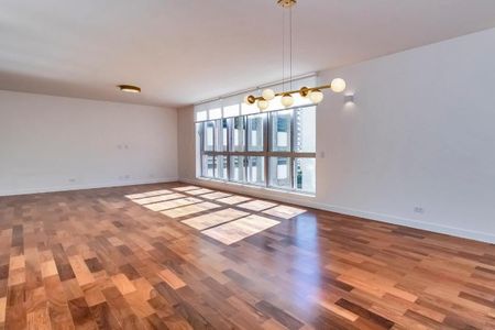 Apartamento à venda com 267m², 3 quartos e 2 vagas