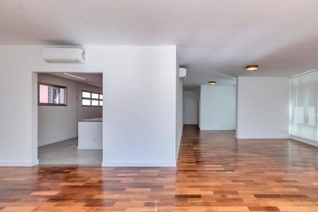 Apartamento à venda com 267m², 3 quartos e 2 vagas