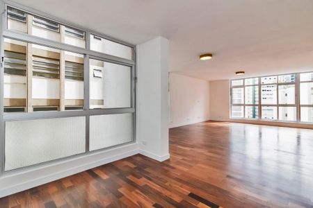 Apartamento à venda com 267m², 3 quartos e 2 vagas