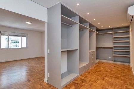 Apartamento à venda com 267m², 3 quartos e 2 vagas