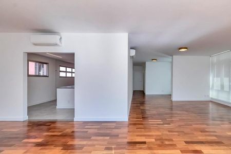 Apartamento à venda com 267m², 3 quartos e 2 vagas