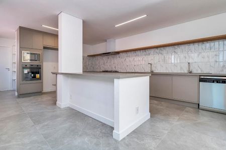 Apartamento à venda com 267m², 3 quartos e 2 vagas