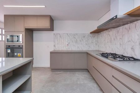 Apartamento à venda com 267m², 3 quartos e 2 vagas