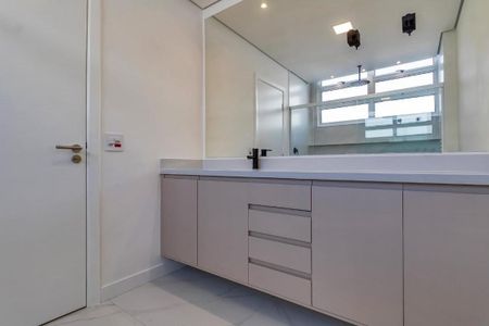 Apartamento à venda com 267m², 3 quartos e 2 vagas