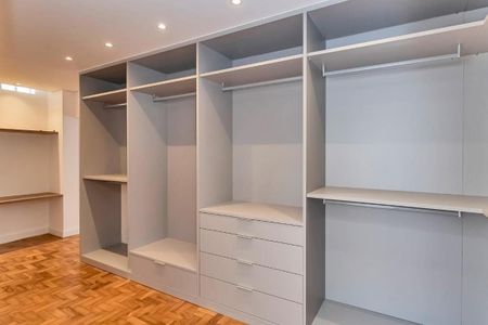 Apartamento à venda com 267m², 3 quartos e 2 vagas