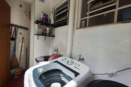 Casa à venda com 320m², 3 quartos e 2 vagasÁrea de Serviço