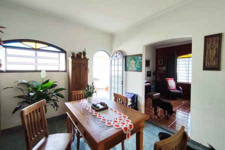 Casa à venda com 320m², 3 quartos e 2 vagasSala de Jantar