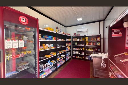 Apartamento à venda com 40m², 2 quartos e 1 vaga Apartamento à venda com 40m², 2 quartos e 1 vagaMini Mercado