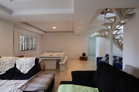 Casa à venda com 400m², 3 quartos e 2 vagasSala